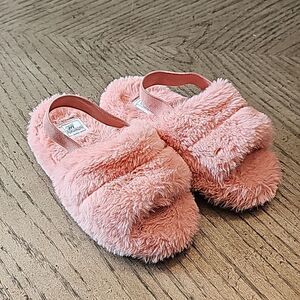 Blush Pink fuzzy slippers size 12